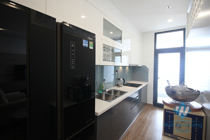 Furnished four bedrooms apartment for rent in Vinhome Metropolis, Ba Dinh district, Ha Noi
